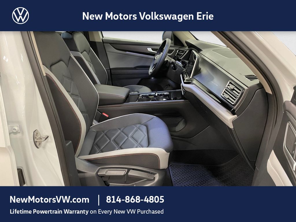 2026 Volkswagen Atlas Peak Edition White Pearl at New Motors