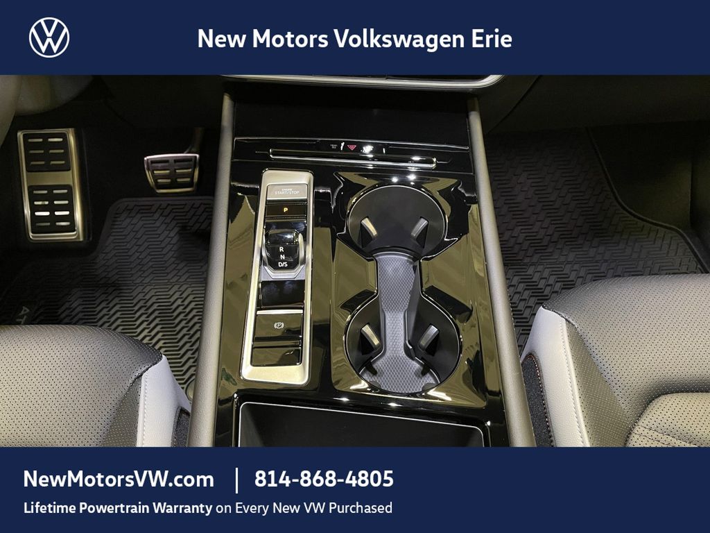 2026 Volkswagen Atlas Peak Edition White Pearl at New Motors