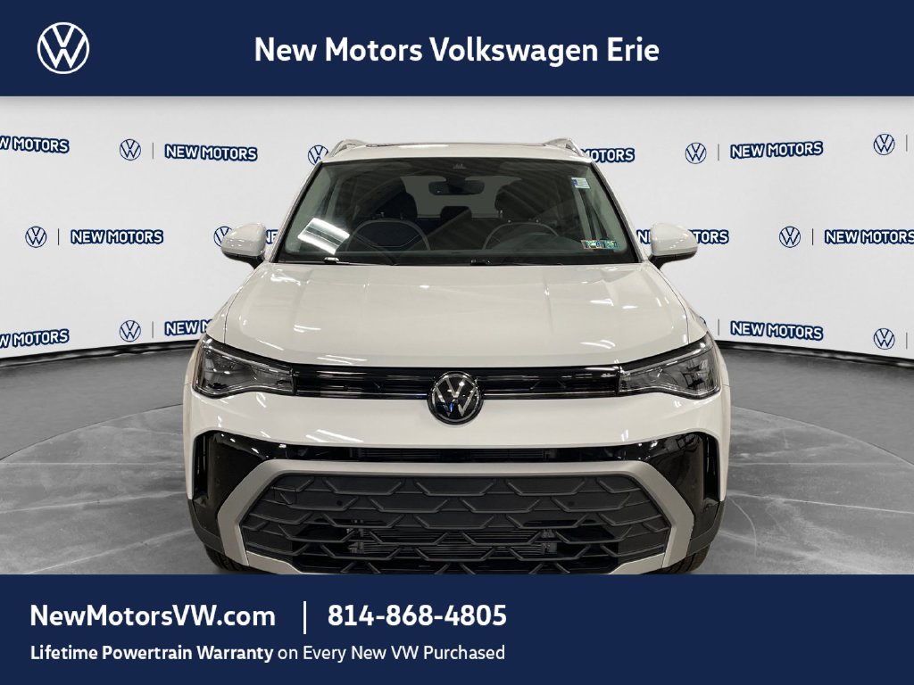 2026 Volkswagen Taos photo 8 of 15