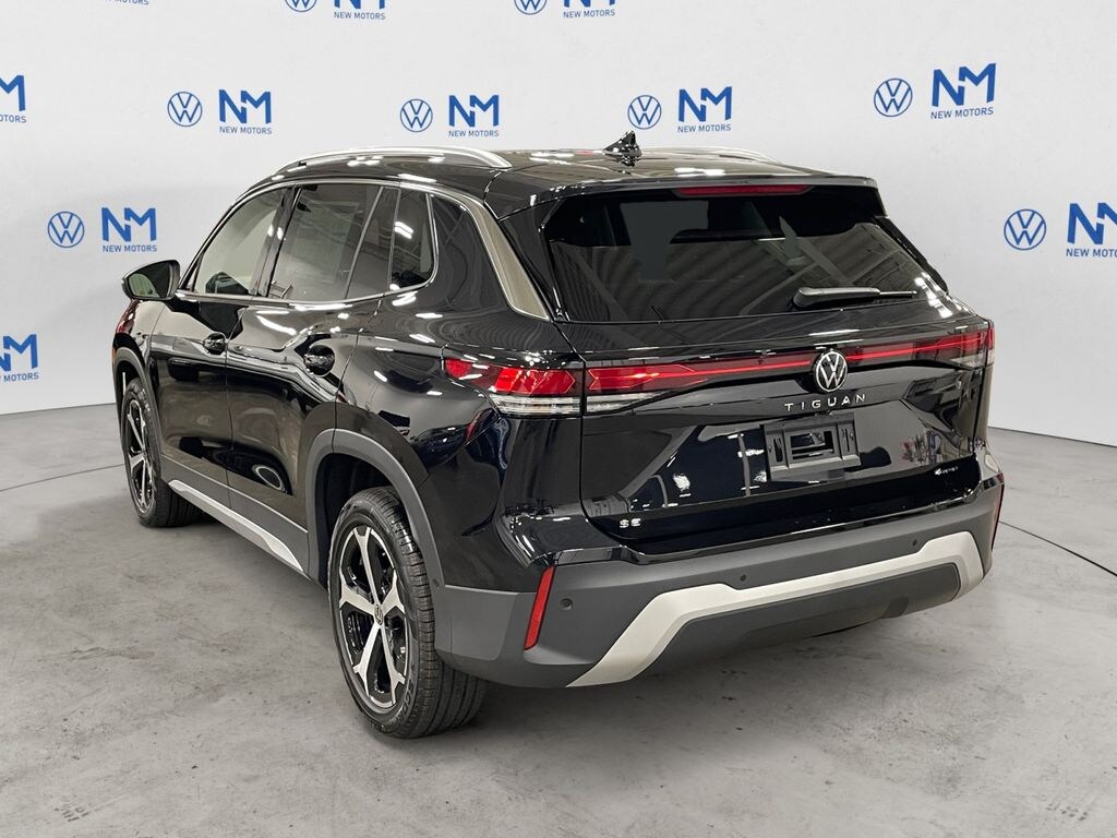 New 2025 Volkswagen Tiguan 2.0T SE SUV