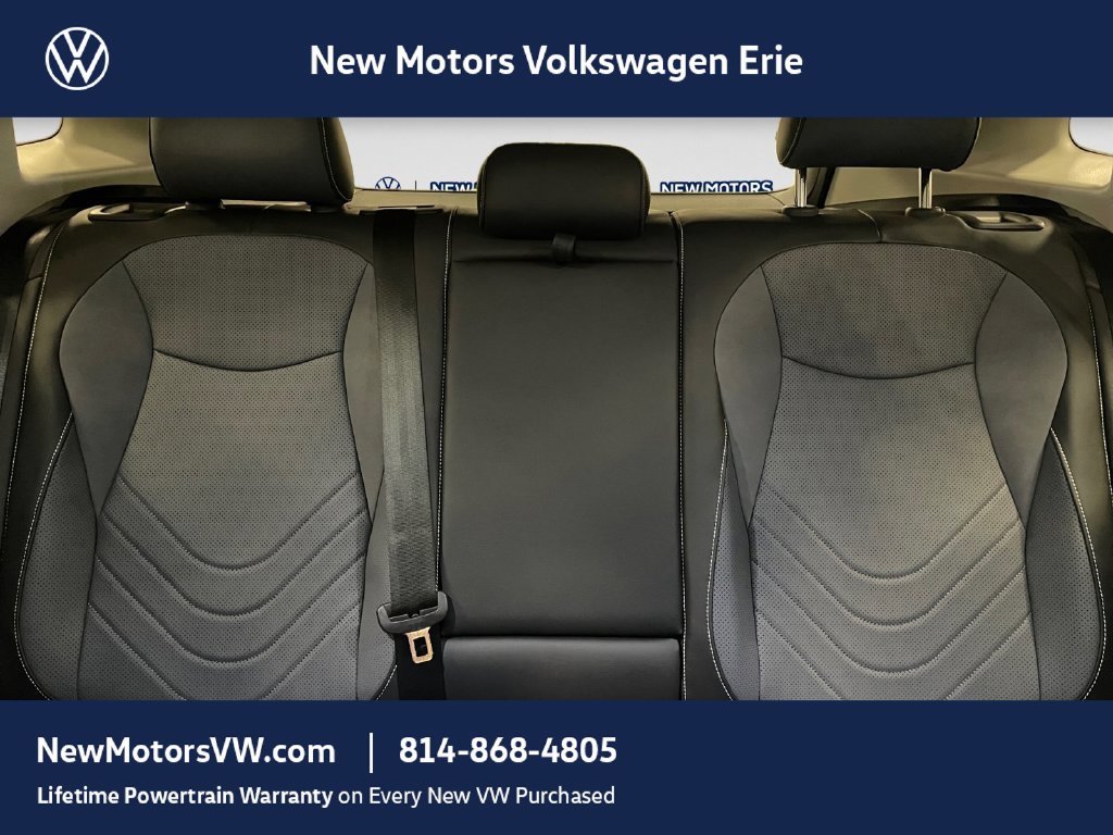 2026 Volkswagen Tiguan photo 13 of 15