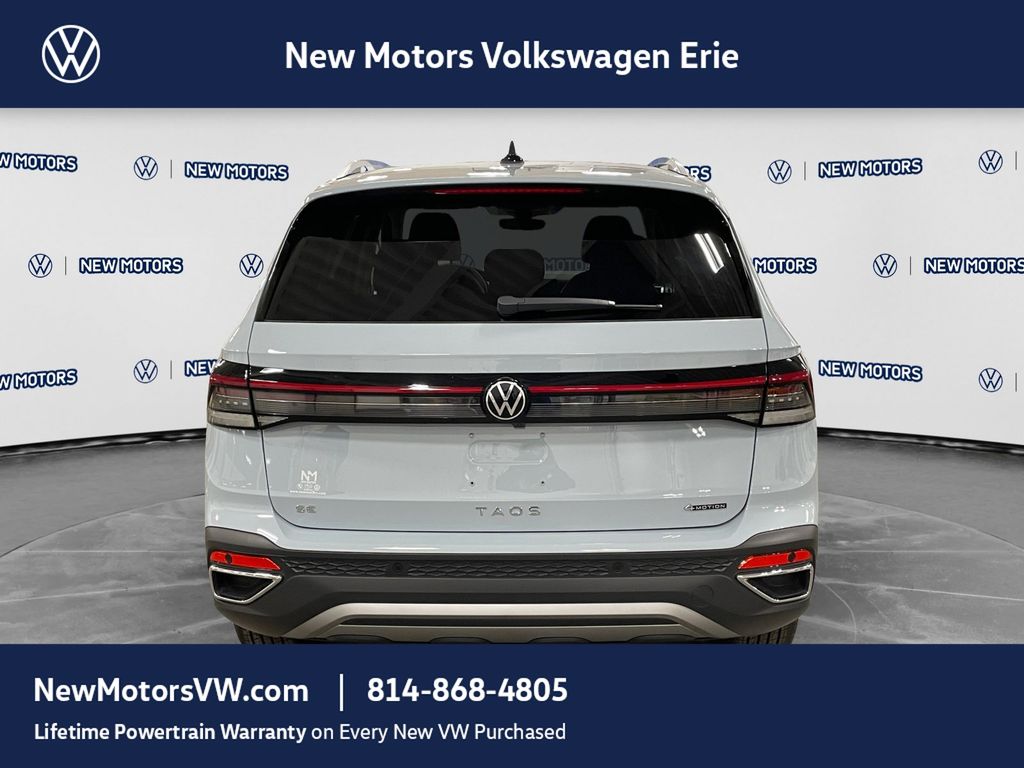 2026 Volkswagen Taos 1.5T SE Gray at New Motors