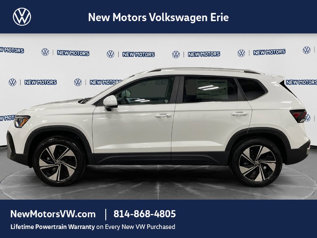 2026 Volkswagen Taos photo 2 of 15