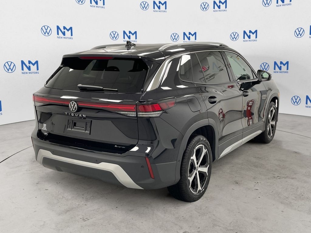 New 2026 Volkswagen Tiguan 2.0T SE SUV