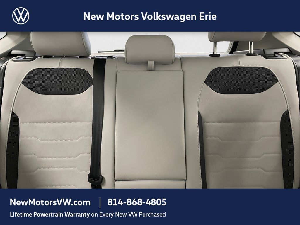 2026 Volkswagen Taos 1.5T SE Deep Black Pearl at New Motors