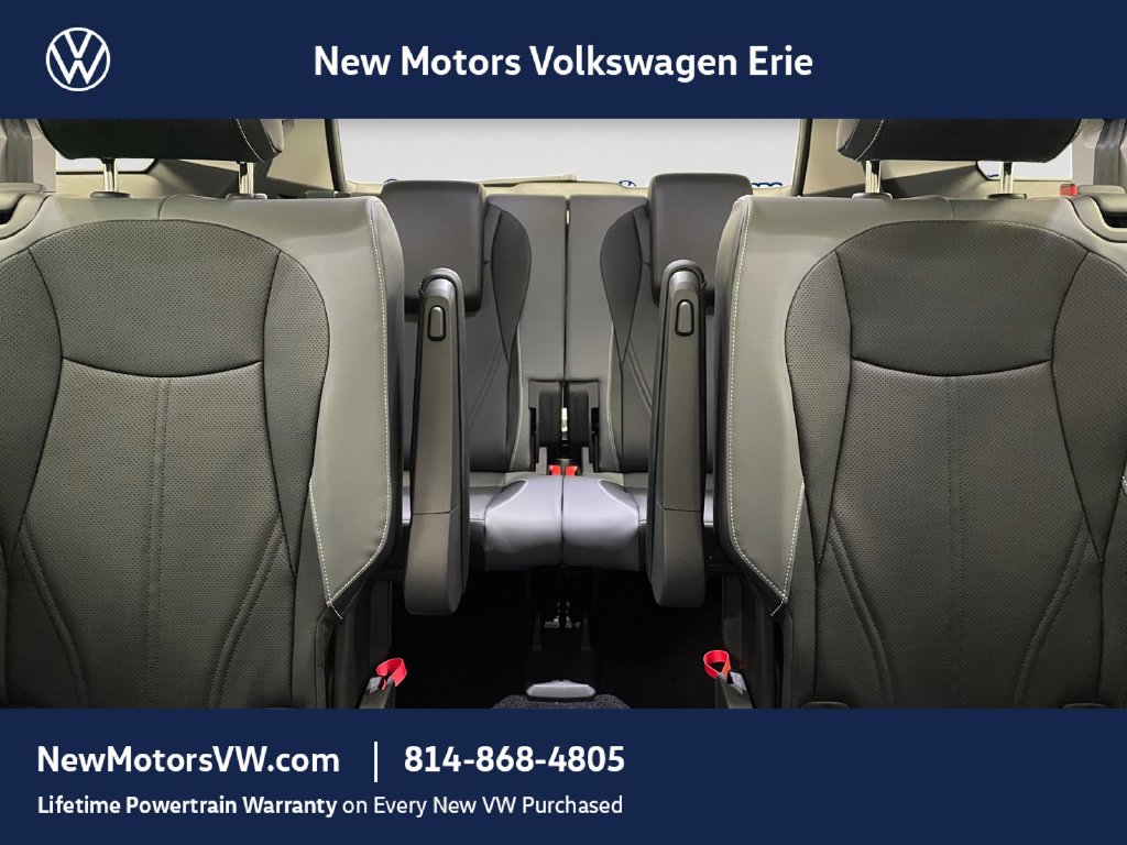 2027 Volkswagen Atlas photo 11 of 13