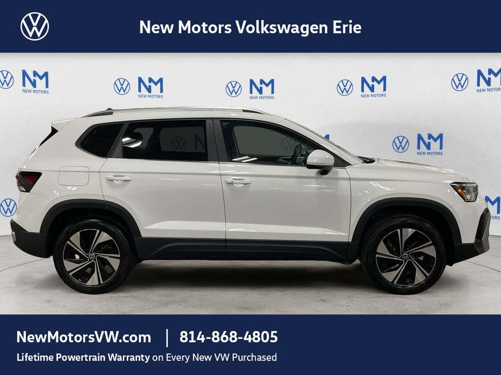 2026 Volkswagen Taos 1.5T SE Pure White at New Motors