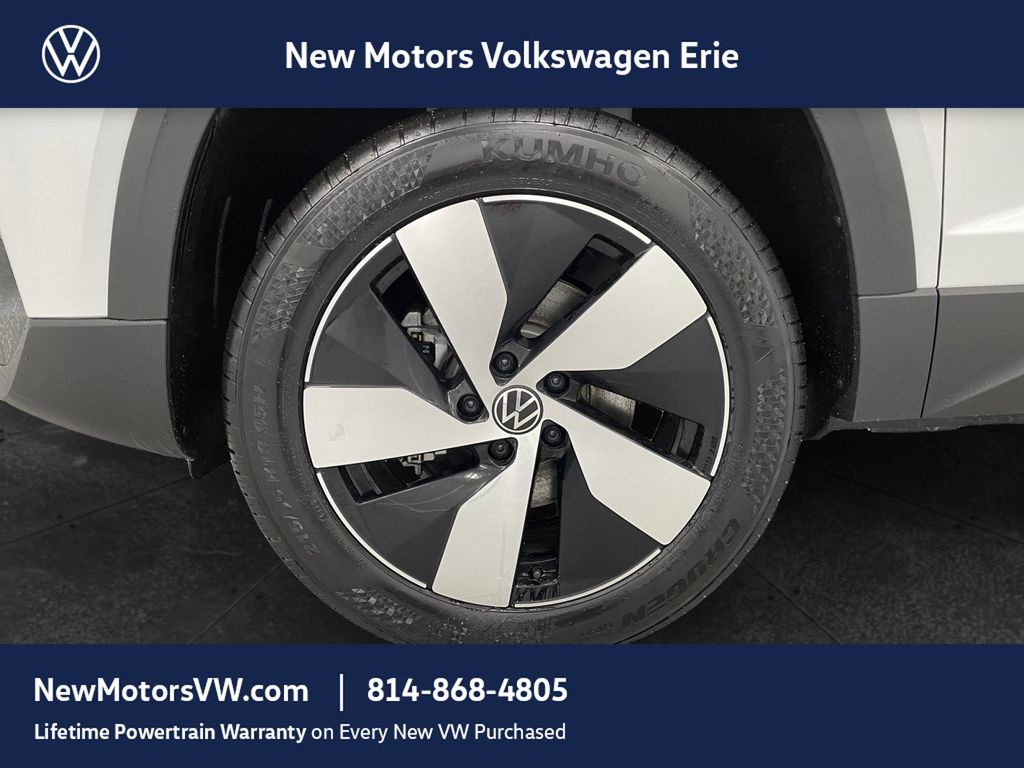 2026 Volkswagen Taos 1.5T S Pure White at New Motors