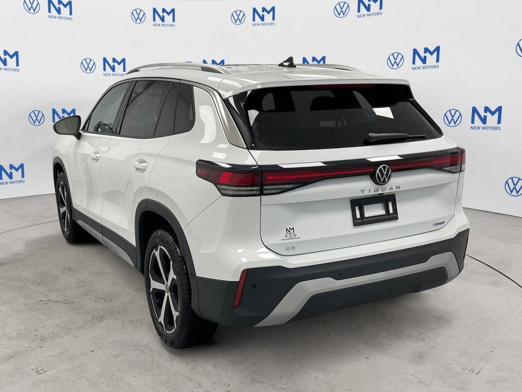 New 2026 Volkswagen Tiguan 2.0T SE SUV