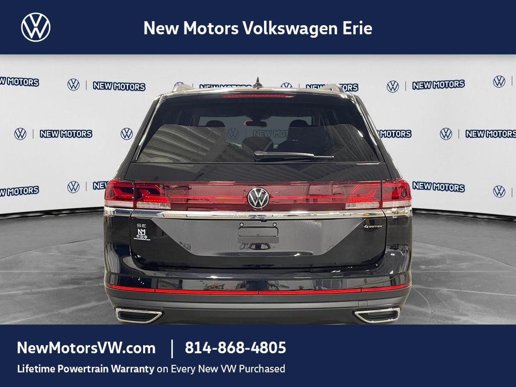 2026 Volkswagen Atlas SE Deep Black Pearl at New Motors