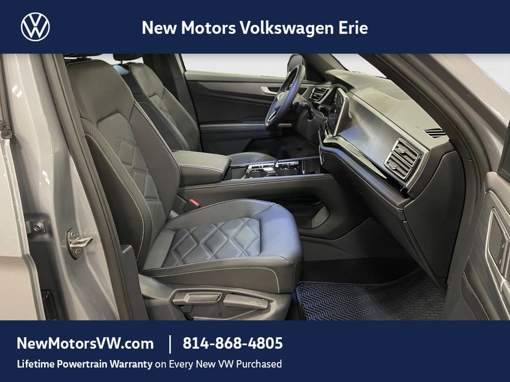 2026 Volkswagen Atlas Cross Sport SE w/Technology Silver Mist at New Motors