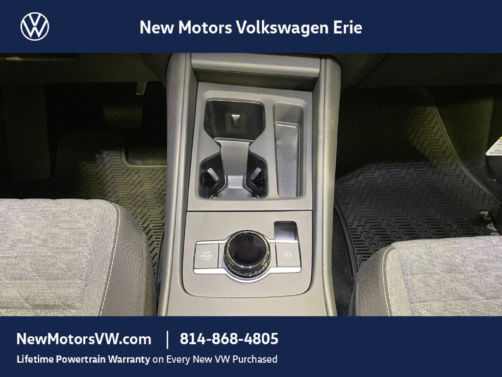 2026 Volkswagen Tiguan photo 11 of 15
