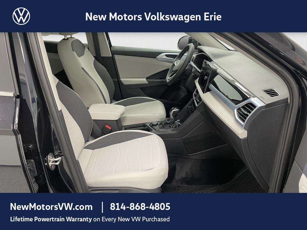 2026 Volkswagen Taos 1.5T SE Deep Black Pearl at New Motors
