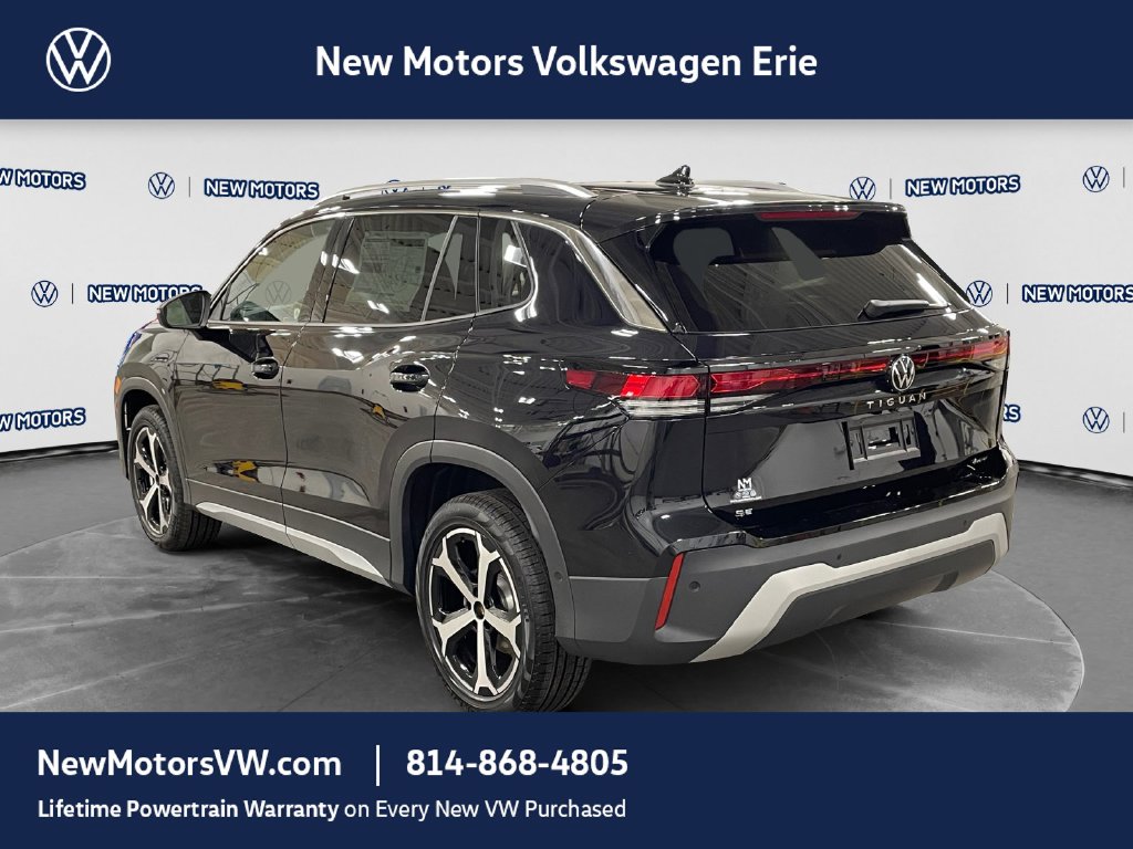 2026 Volkswagen Tiguan photo 3 of 15