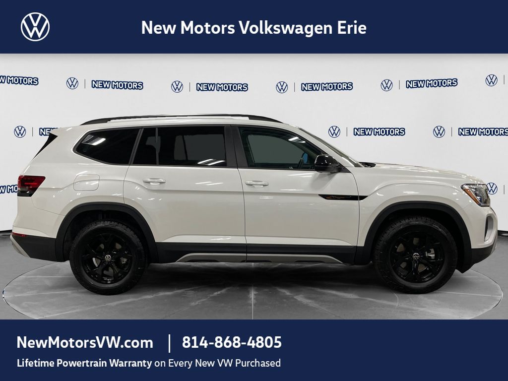 2026 Volkswagen Atlas Peak Edition White Pearl at New Motors