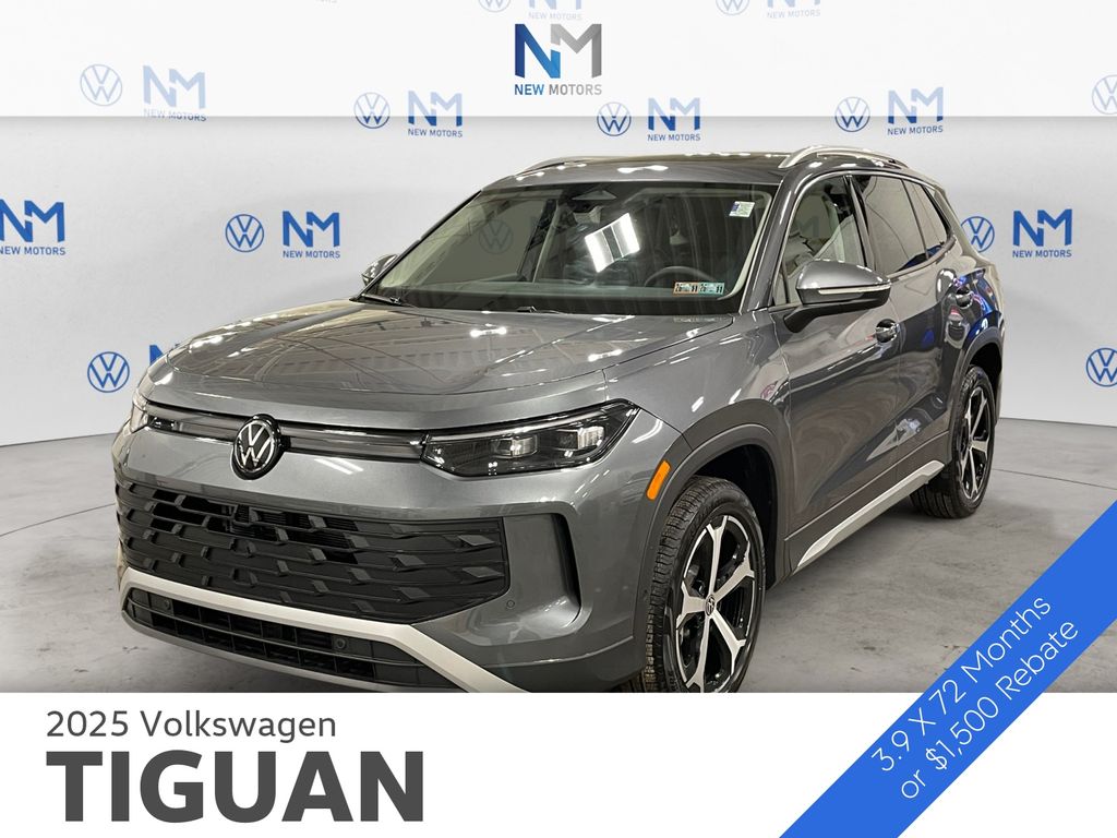 2025 Volkswagen Tiguan SE's photo
