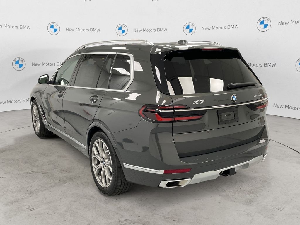New 2026 BMW X7 xDrive40i SUV