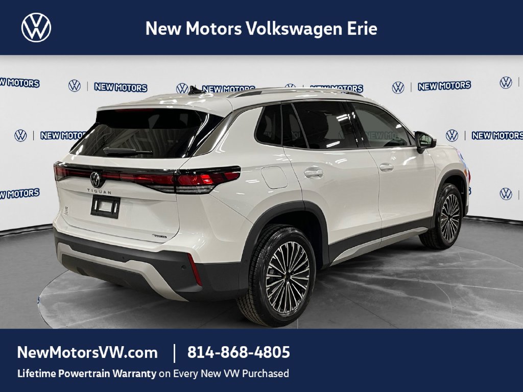 2026 Volkswagen Tiguan photo 5 of 15