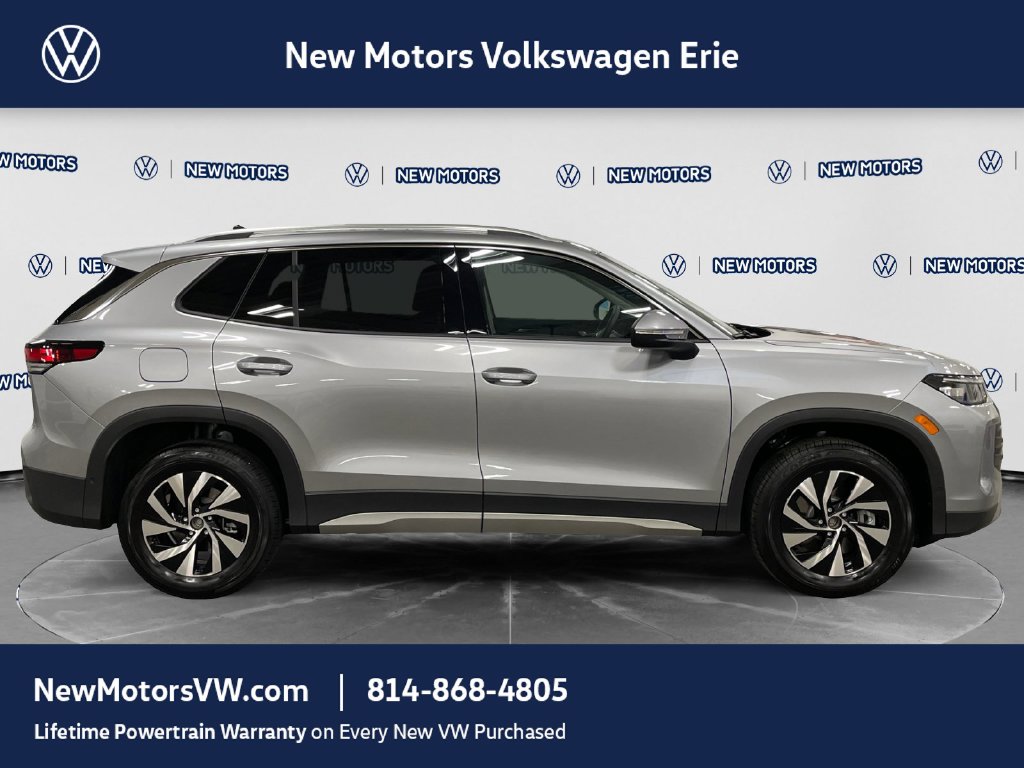 2026 Volkswagen Tiguan photo 6 of 15