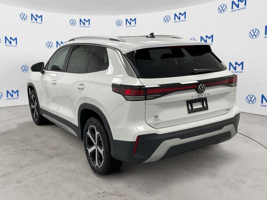 New 2026 Volkswagen Tiguan 2.0T SE SUV
