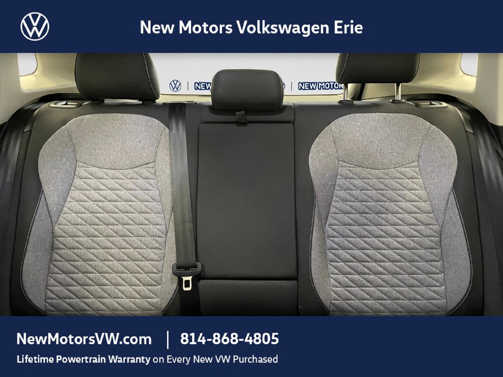 2026 Volkswagen Tiguan photo 11 of 13