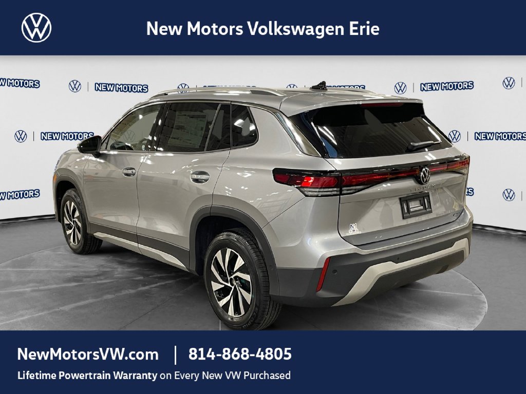 2026 Volkswagen Tiguan photo 3 of 15