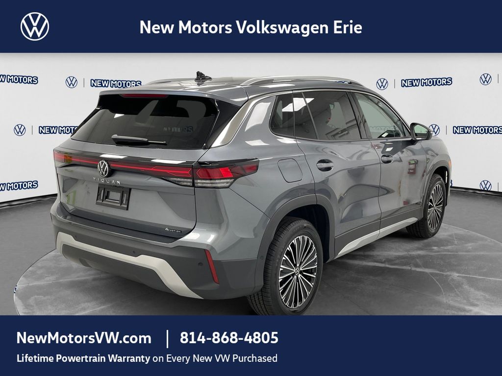 2026 Volkswagen Tiguan photo 4 of 13
