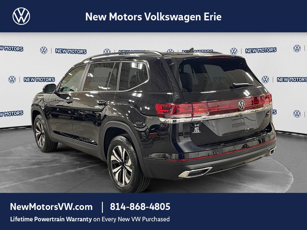 2026 Volkswagen Atlas SE Deep Black Pearl at New Motors