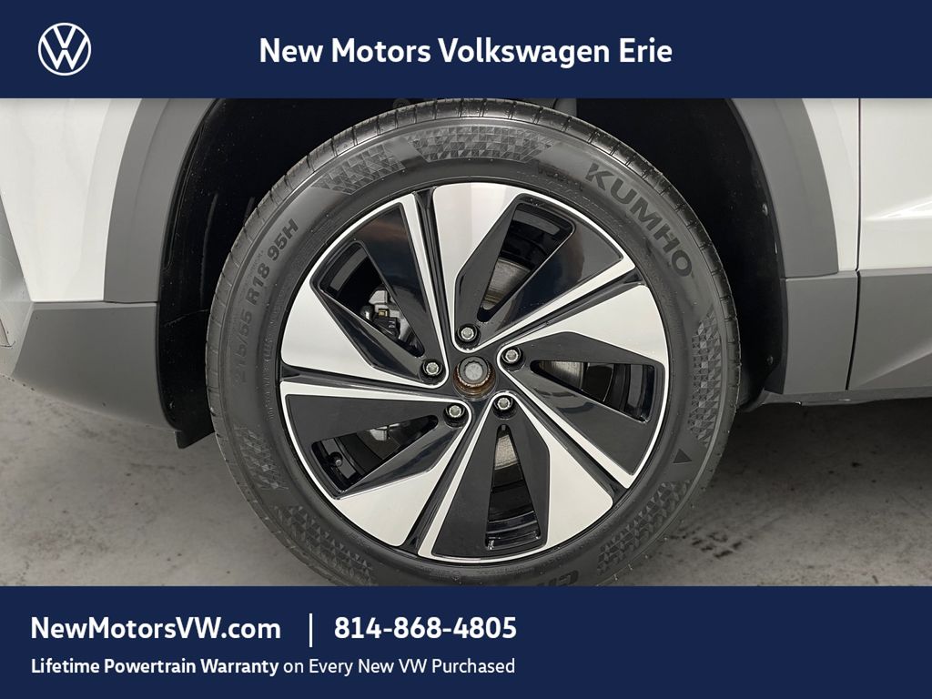 2026 Volkswagen Taos 1.5T SE Pure White at New Motors
