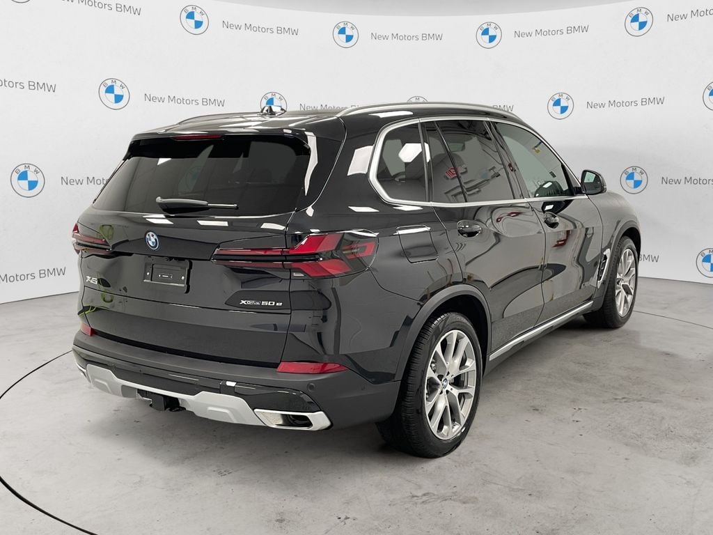New 2026 BMW X5 PHEV xDrive50e SUV