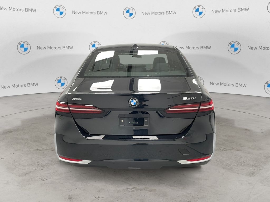 New 2026 BMW 530i xDrive Sedan