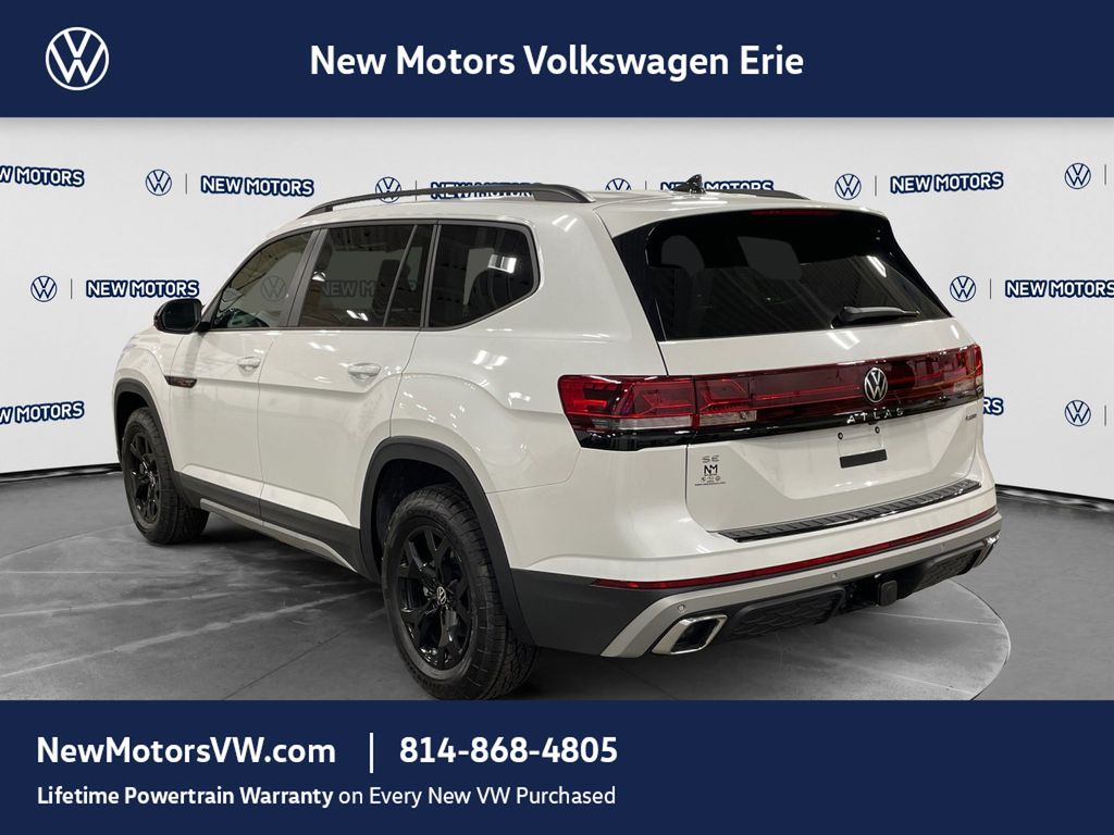 2026 Volkswagen Atlas Peak Edition White Pearl at New Motors