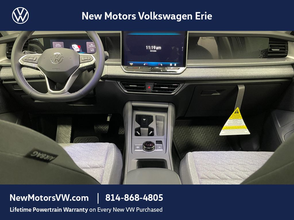 2026 Volkswagen Tiguan photo 8 of 13