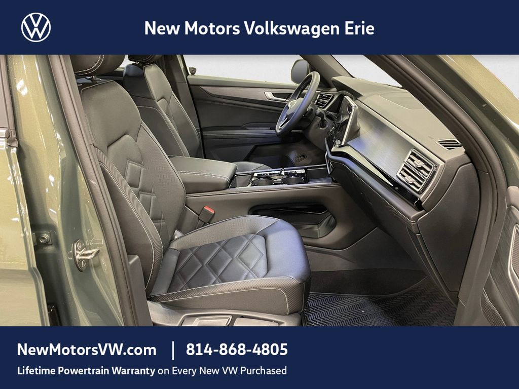 2026 Volkswagen Atlas Cross Sport SE w/Technology Avocado Green Pearl at New Motors