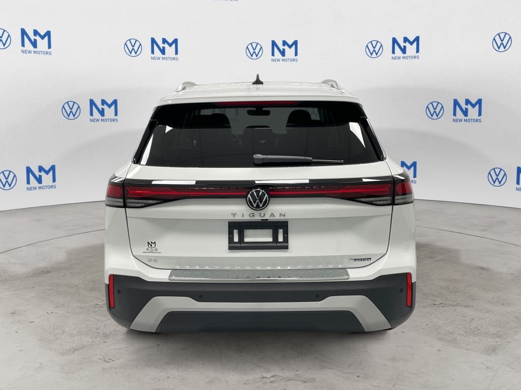 New 2026 Volkswagen Tiguan 2.0T SE SUV