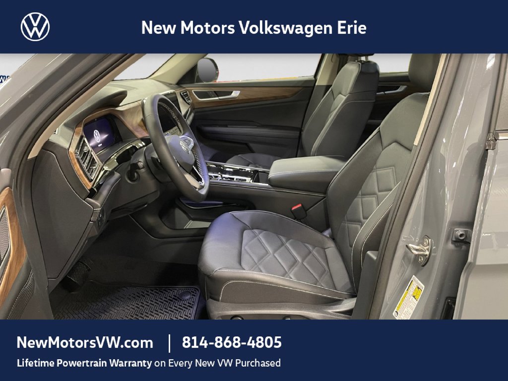 2026 Volkswagen Atlas photo 9 of 15