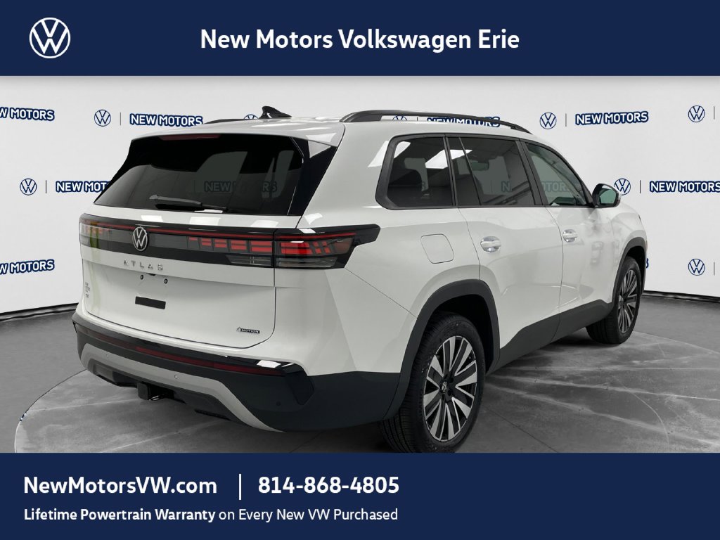 2027 Volkswagen Atlas photo 4 of 13