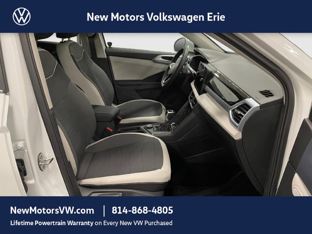 2026 Volkswagen Taos photo 15 of 15