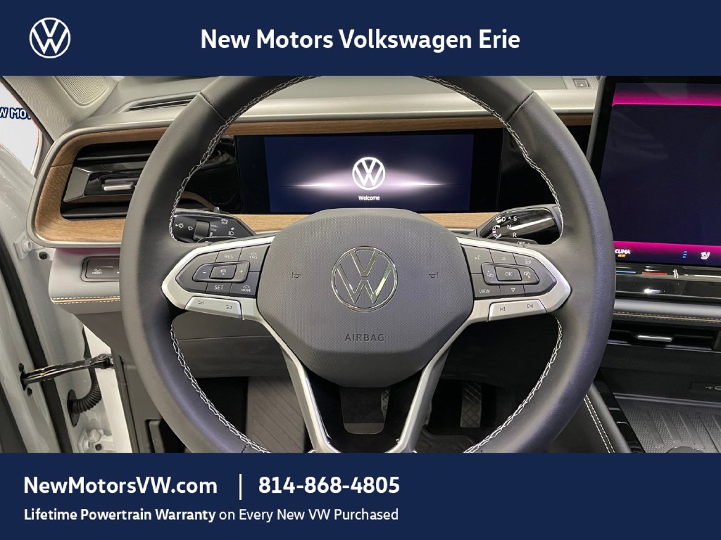 2027 Volkswagen Atlas photo 10 of 13