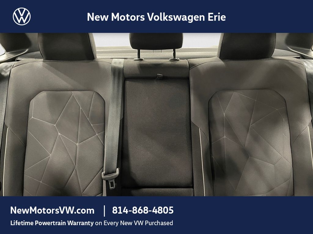 2026 Volkswagen Jetta Sport - Photo 13