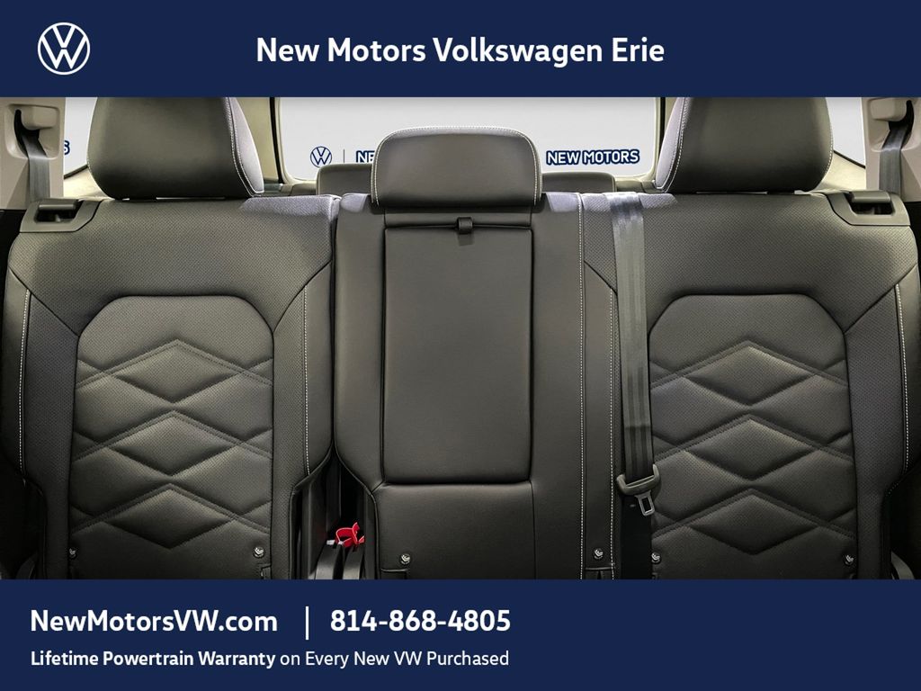 2026 Volkswagen Atlas SE Silver Mist at New Motors