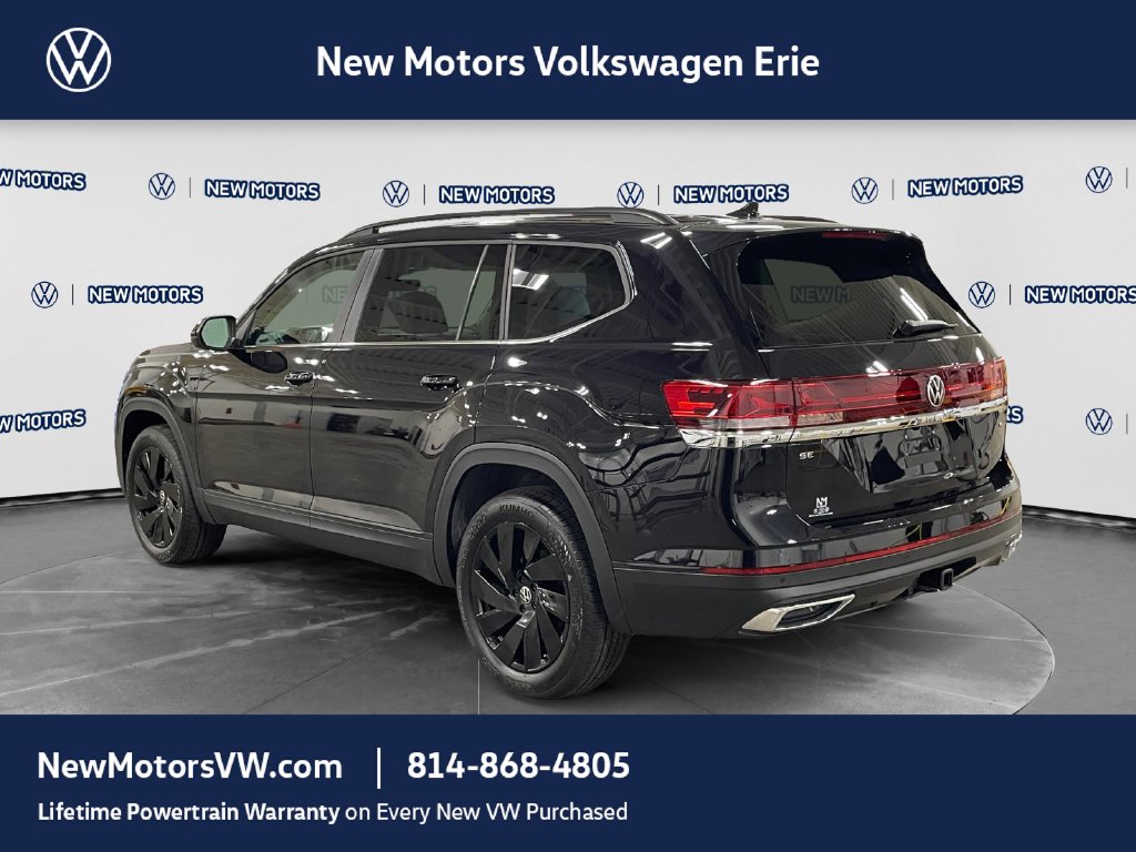 2026 Volkswagen Atlas photo 3 of 15