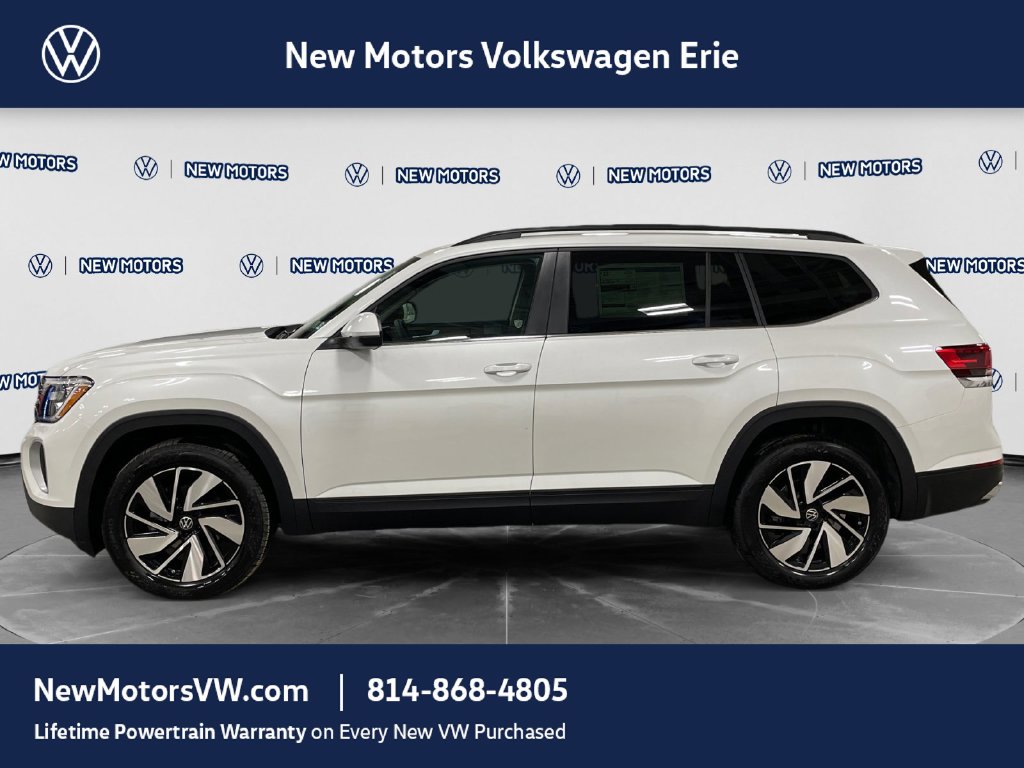 2026 Volkswagen Atlas photo 2 of 15