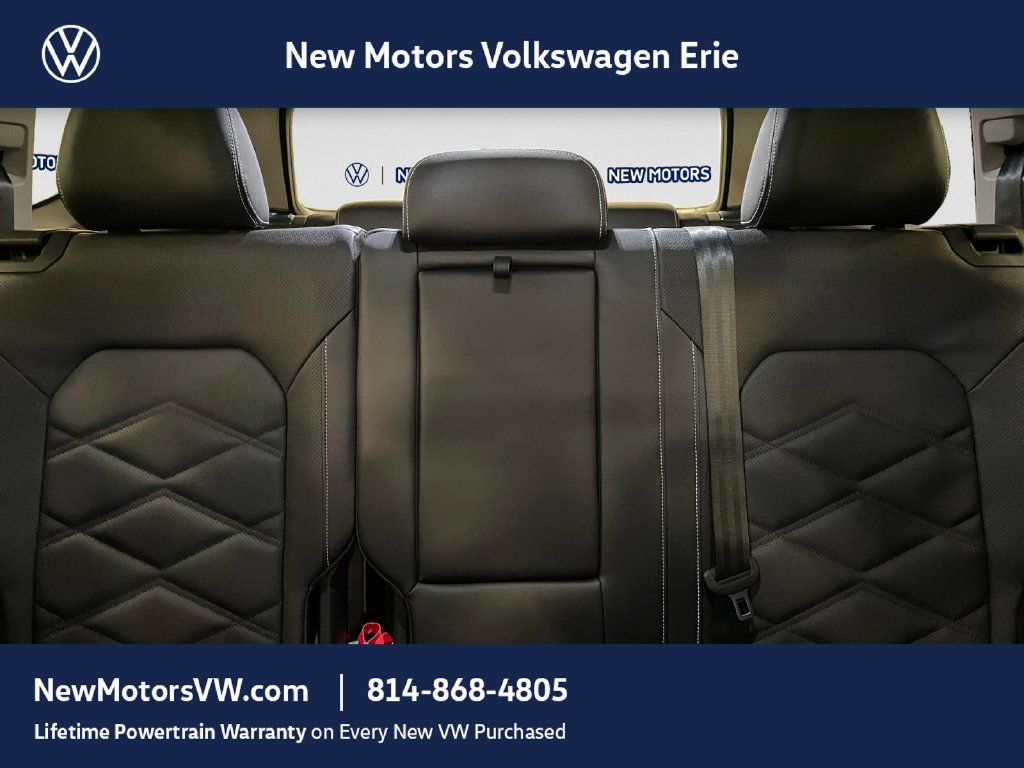 2026 Volkswagen Atlas photo 13 of 15