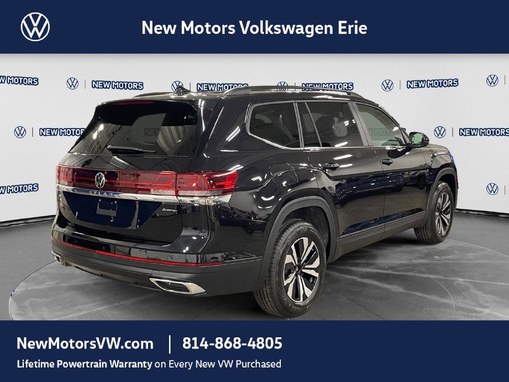 2026 Volkswagen Atlas photo 5 of 15