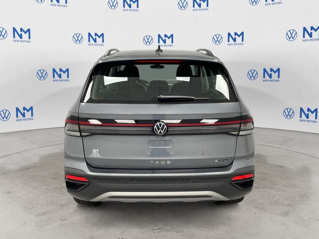 New 2025 Volkswagen Taos 1.5T S SUV