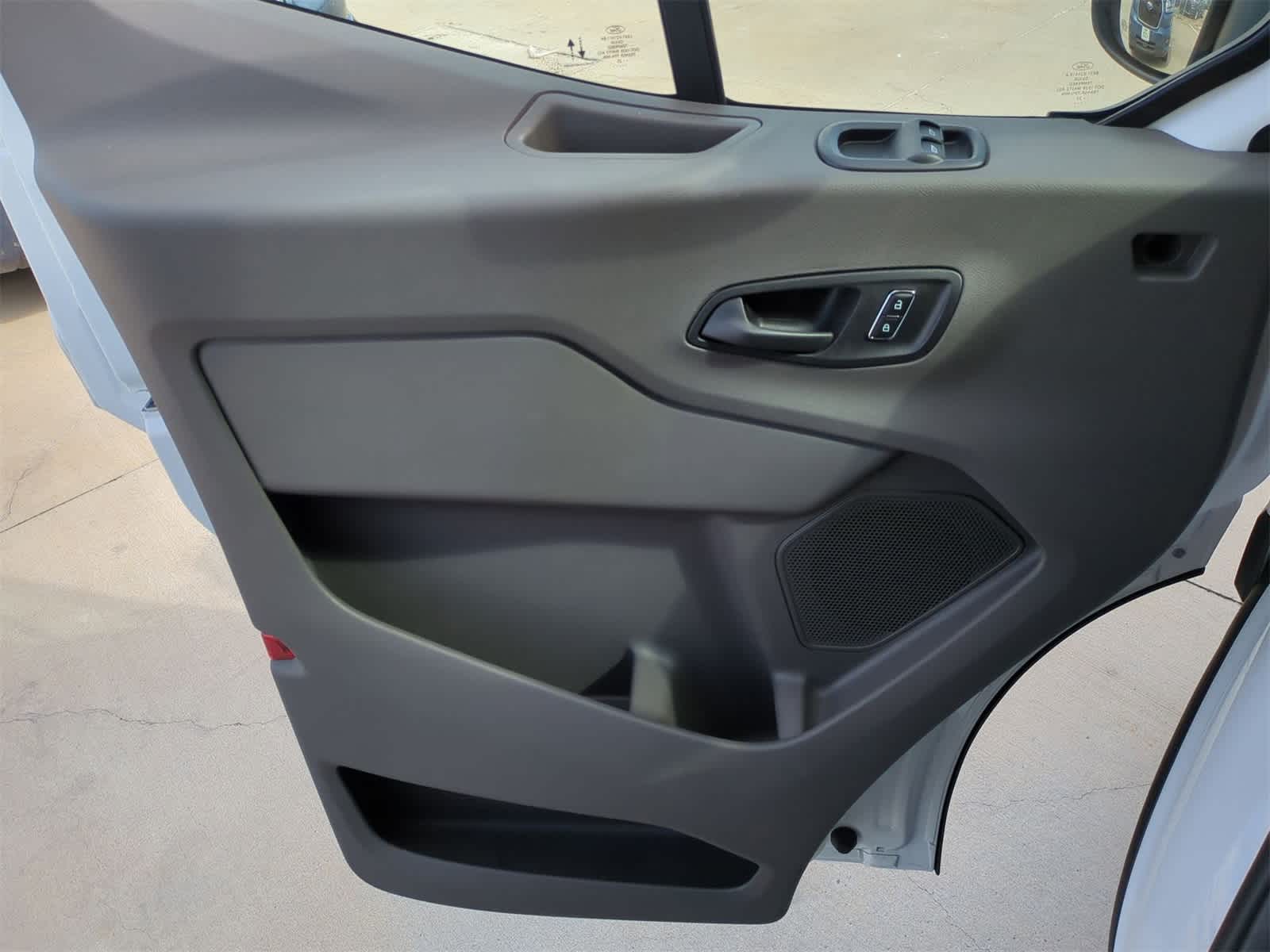 Thumbnail: 2025 Ford Econoline - 19