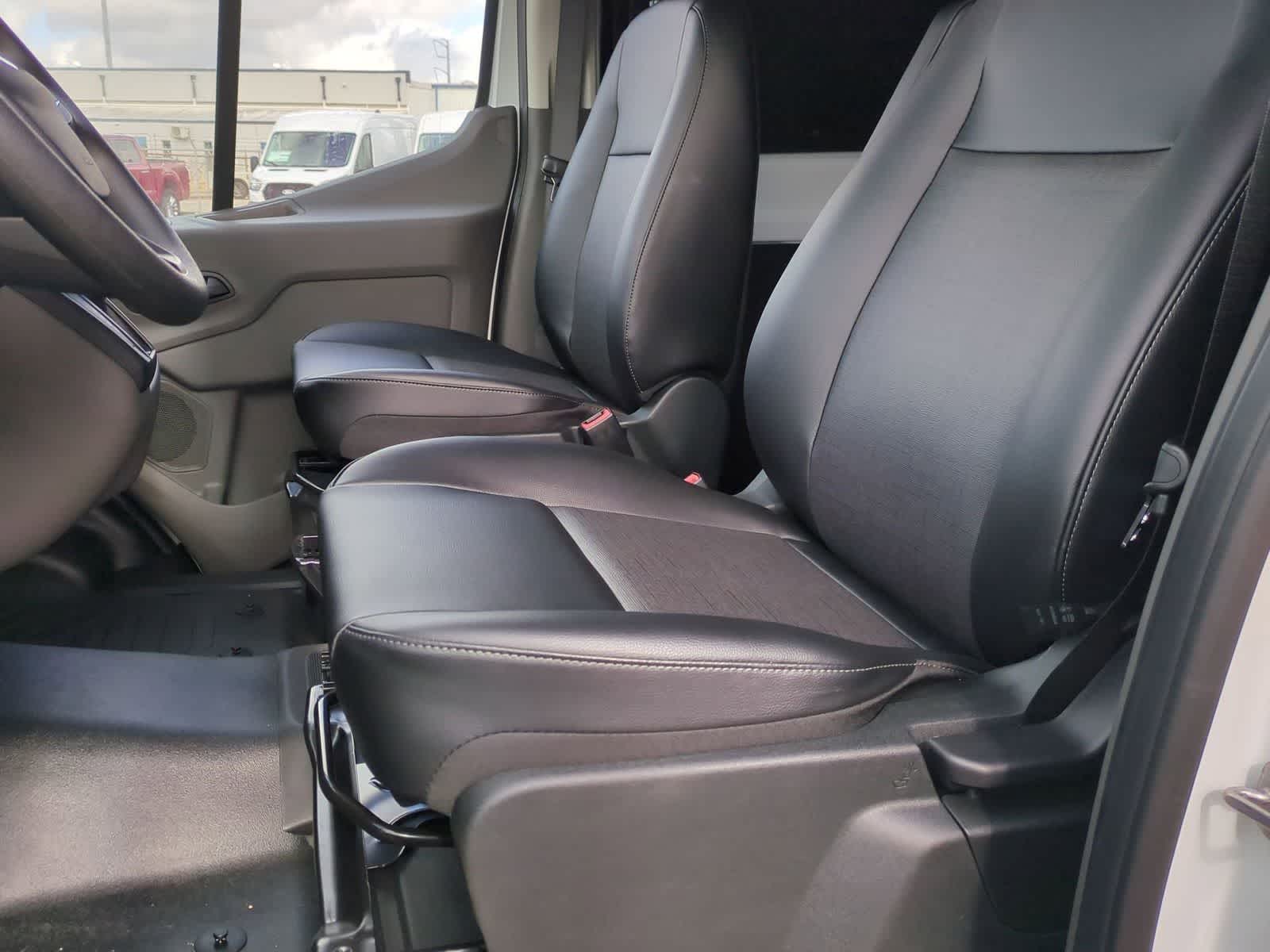 Thumbnail: 2026 Ford Transit Series - 18