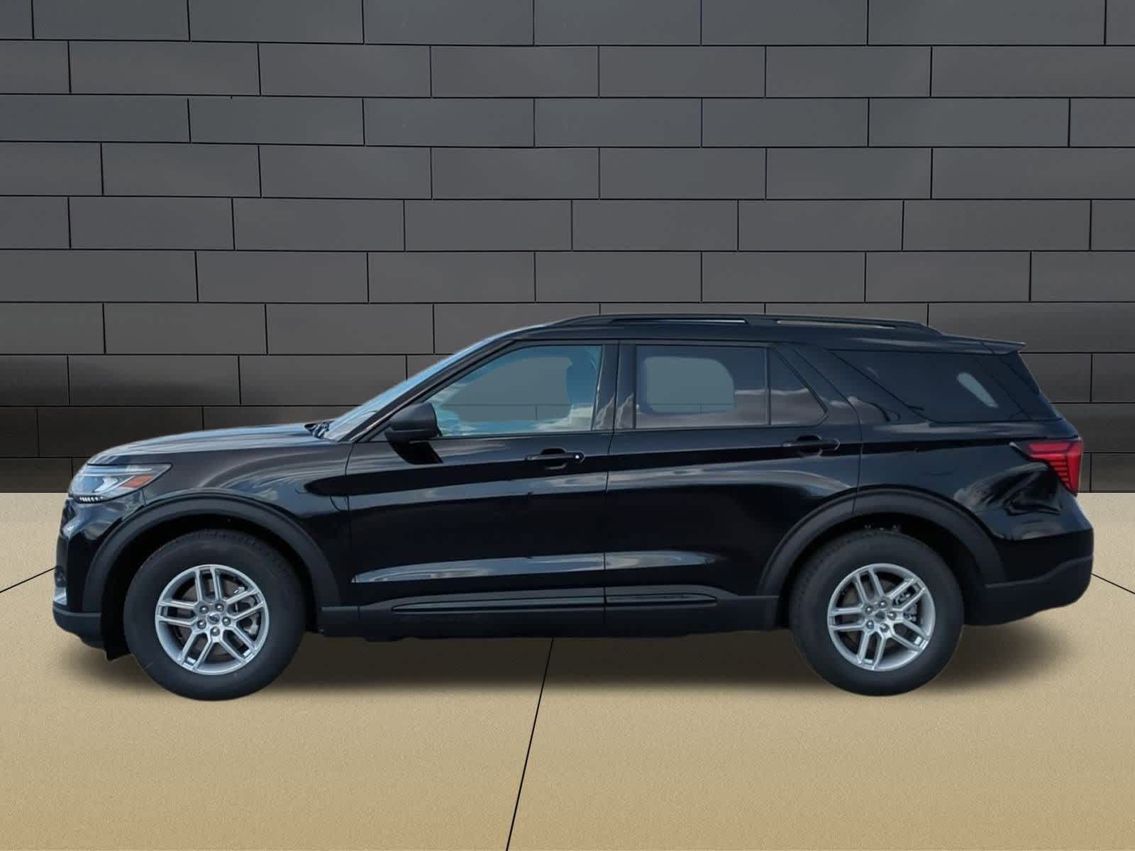 Thumbnail: 2026 Ford Explorer - 5