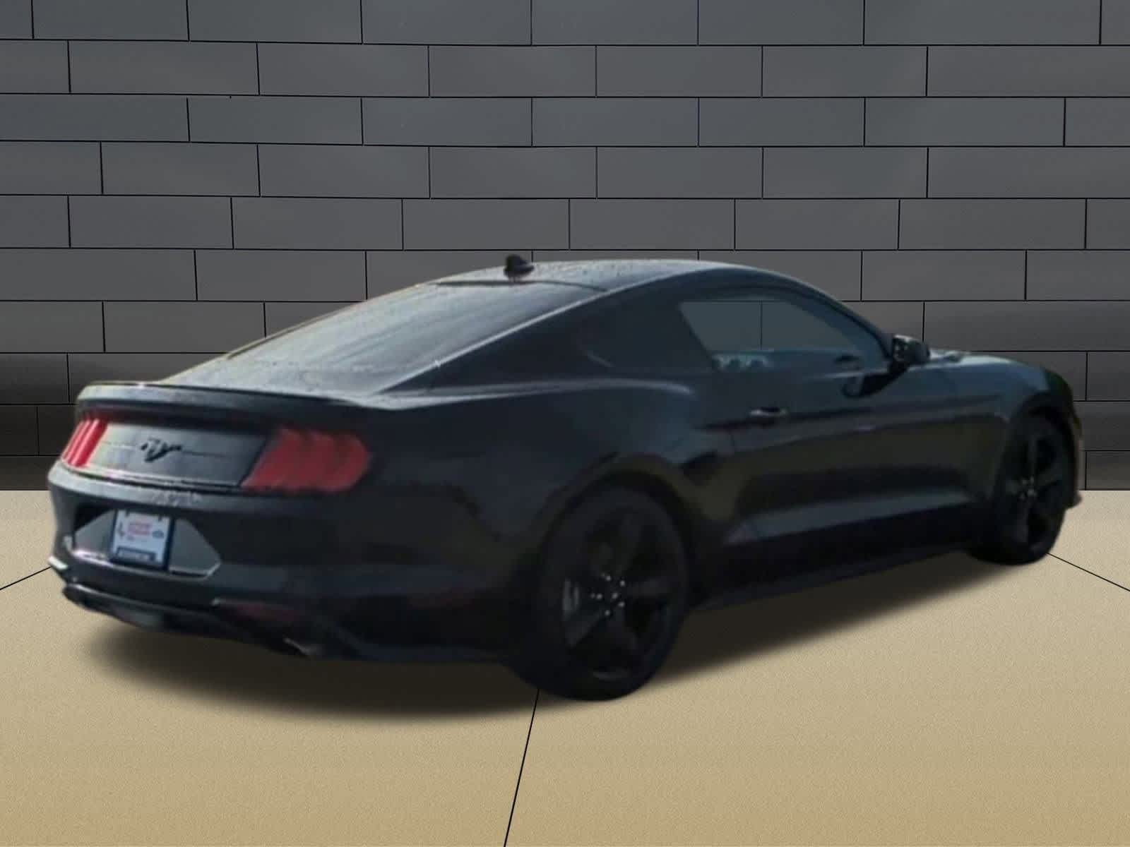 Thumbnail: 2022 Ford Mustang - 8